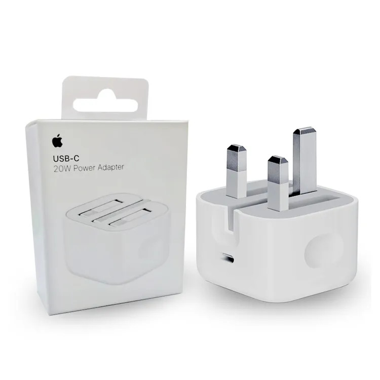 آداپتور شارژ ۲۰ وات اپل USB-C سهپین به همراه بستهبندی محصول