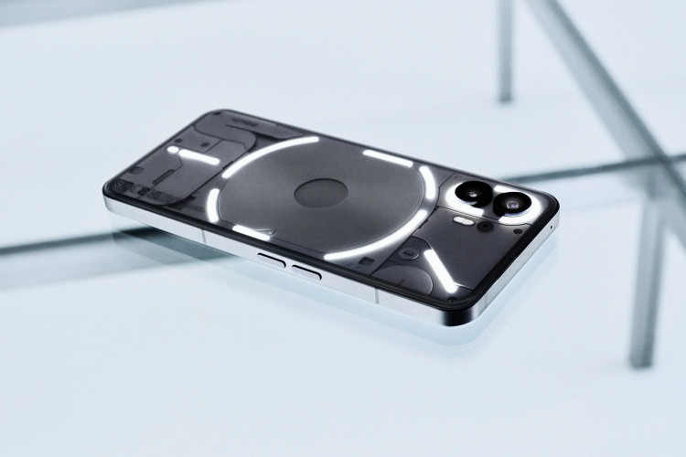 گوشی موبایل Nothing Phone 2 با حافظه 256 گیگابایت و رم 12 گیگابایت