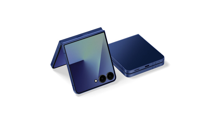 گوشی موبایل سامسونگ Galaxy Z Flip 7 با حافظه 256 گیگابایت و رم 12 گیگابایت - با گارانتی