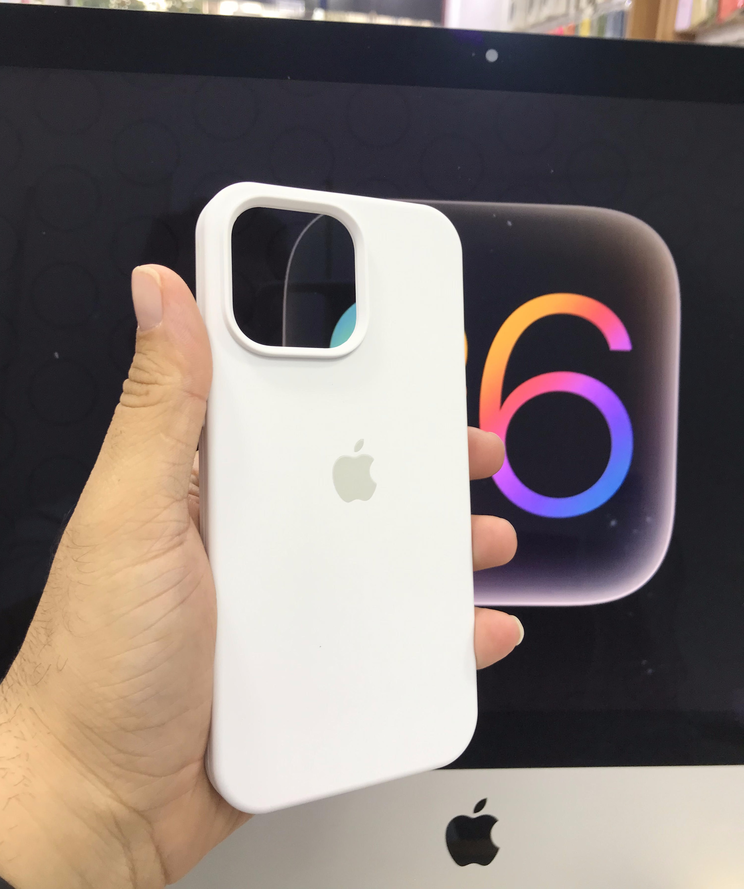 کاور سیلیکونی آیفون ۱۴ پرو مکس (Silicone Case for iPhone 14 Pro Max)