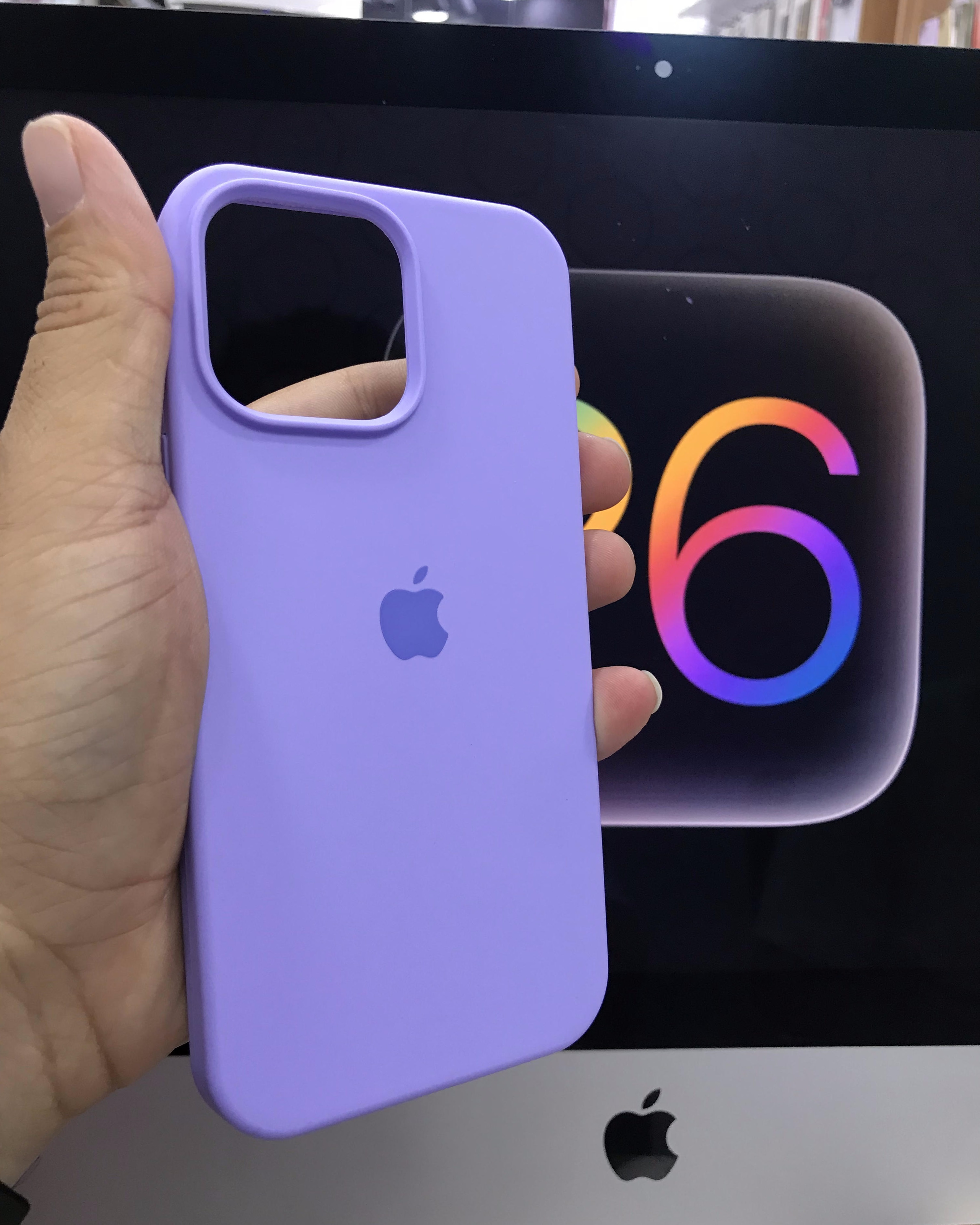 کاور سیلیکونی آیفون ۱۴ پرو مکس (Silicone Case for iPhone 14 Pro Max)