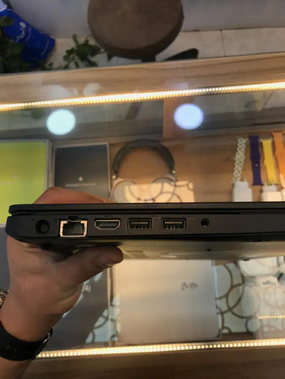 Dell 3580 i7 7th 8 256SSD