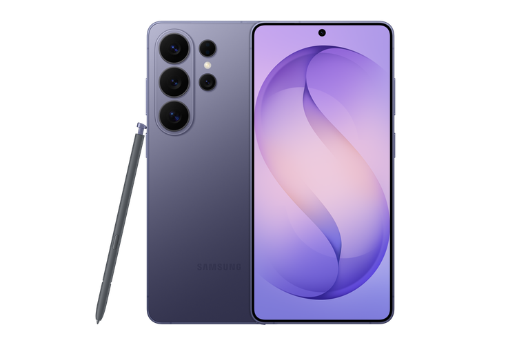 نمای جلو و پشت گوشی Samsung Galaxy S26 Ultra همراه با قلم S Pen