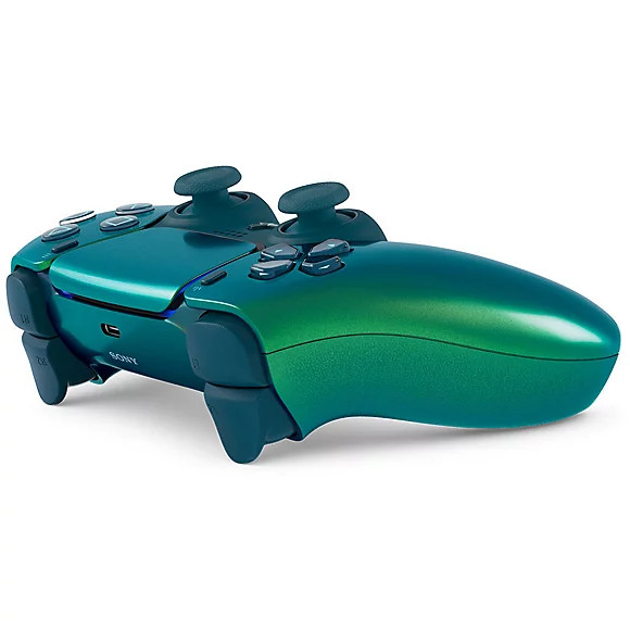 نمای بالای دسته PS5 Chroma Teal و تریگرهای L2 و R2
