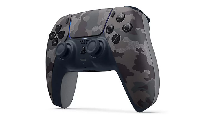 نمای پشت دسته PS5 طرح ارتشی Gray Camouflage با طراحی استتاری خاکستری