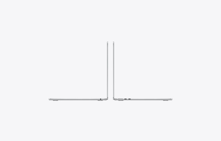 نمای باز شده MacBook Air 13 M5 مدل MDH94 رنگ Silver با کیبورد US English و طراحی مینیمال اپل