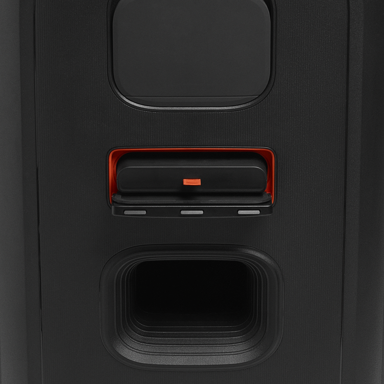 نمای نزدیک بخش پشتی و دریچه اسپیکر JBL PartyBox 520