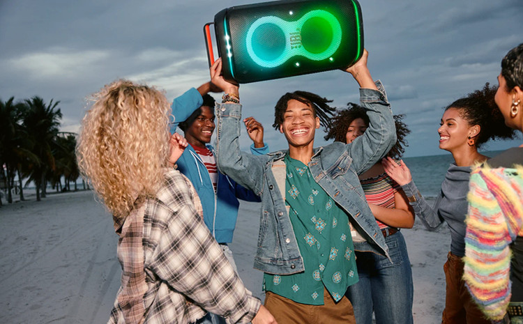 اسپیکر بلوتوثی قابل حمل JBL Partybox ۱20 Club - سفید