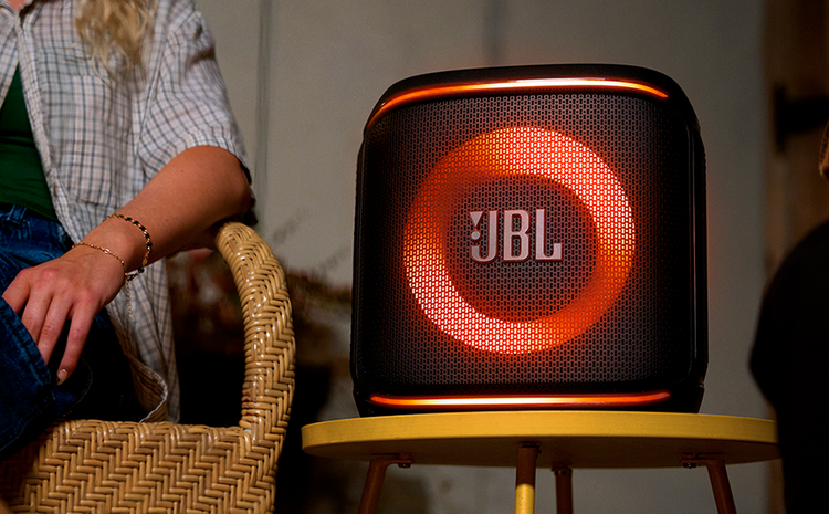 اسپیکر بلوتوثی قابل حمل JBL Partybox Encore 2