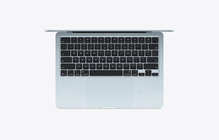 نمای کیبورد و ترکپد لپ تاپ 13 اینچی اپل MacBook Air 2026 M5 مدل MDHJ۴ رنگ آسمان آبی