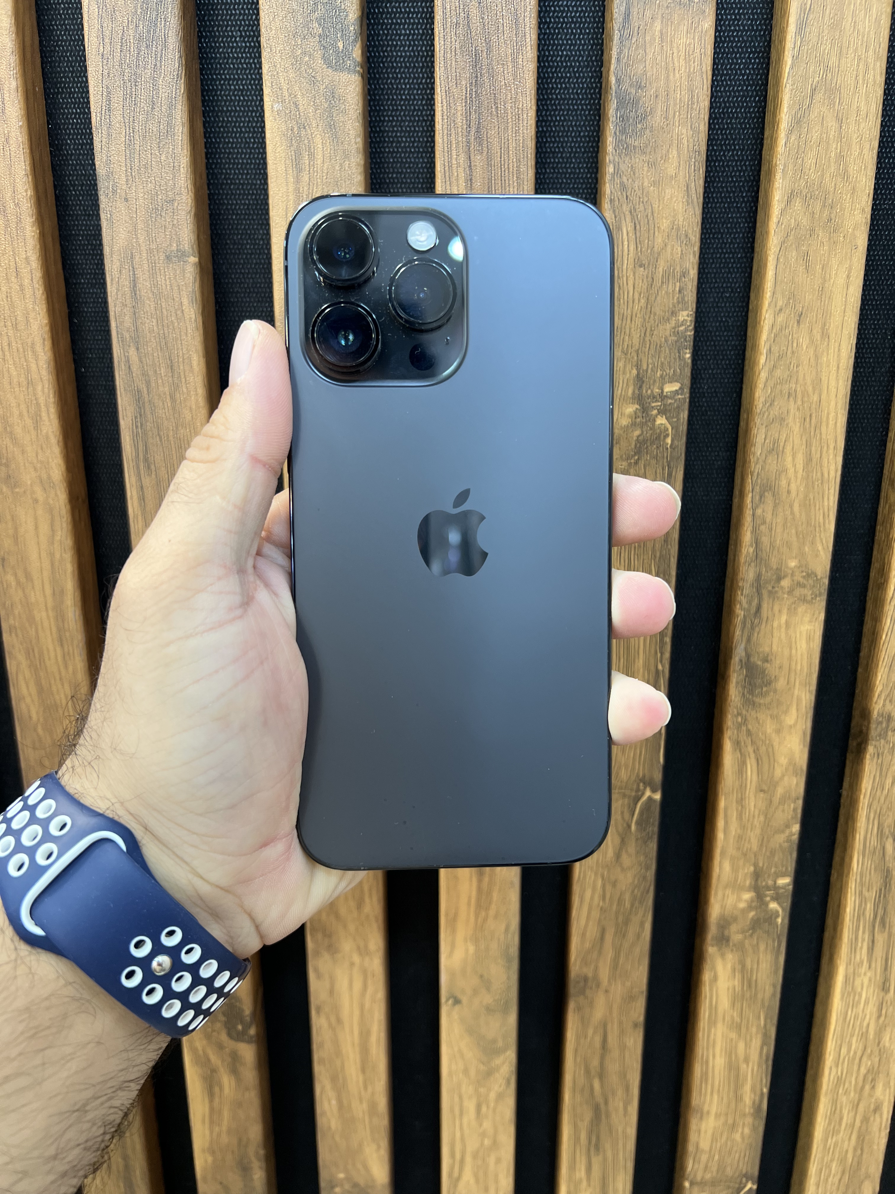گوشی اپل iPhone 14 Pro Max ظرفیت 256 گیگابایت رنگ مشکی مدل ZA/A با سلامت باتری 81 درصد