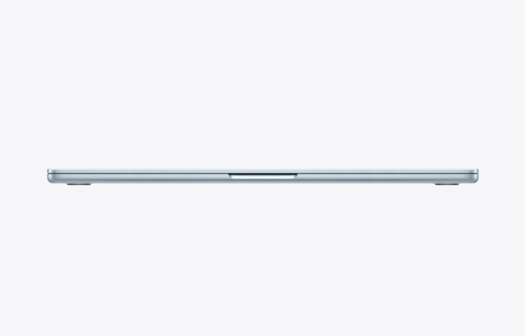 نمای جانبی MacBook Air 15 M5 2026 مدل MDVQ4 رنگ Sky Blue با طراحی فوق باریک