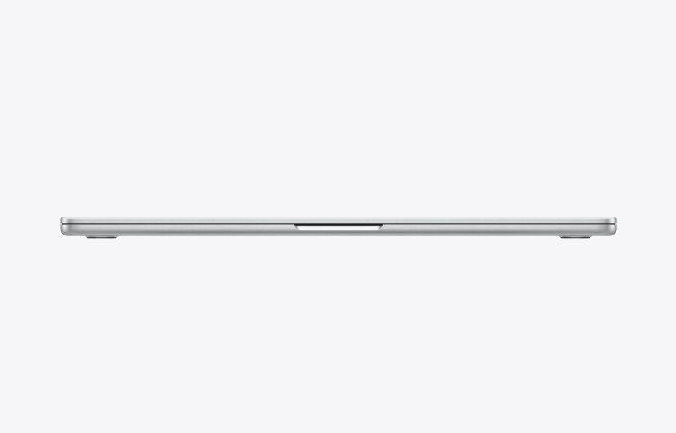 نمای جانبی MacBook Air 15 اینچی M5 مدل MDV94 رنگ Silver