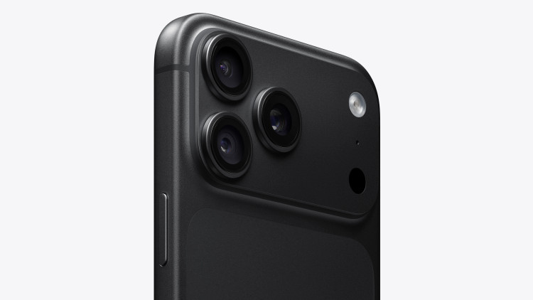 نمای دوربین iPhone 18 Pro Max رنگ مشکی